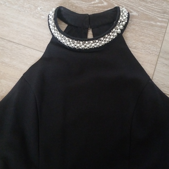 Dress - Picture 2 of 4